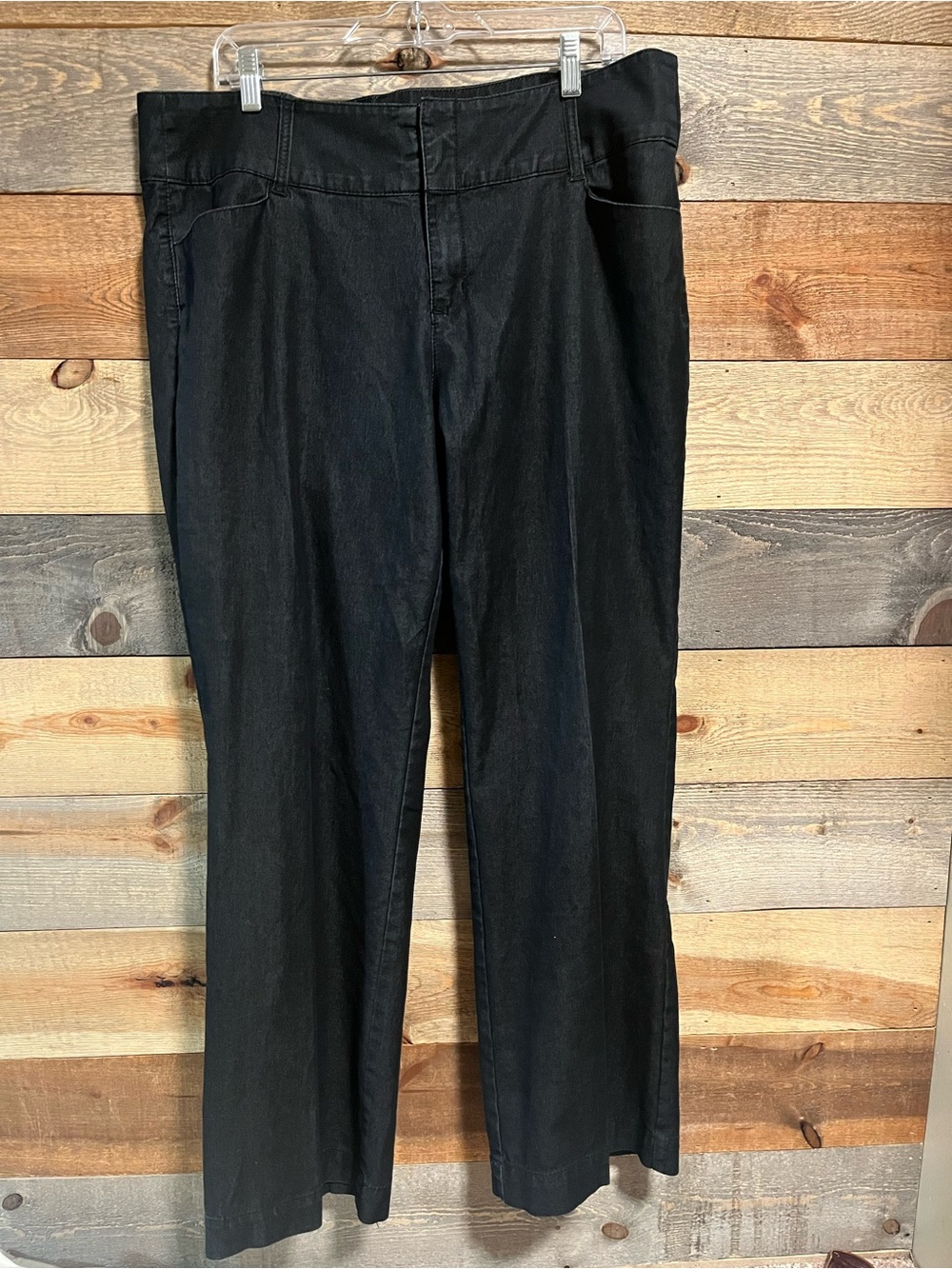 W62 Women’s Wide Leg Denim Trousers Signature Fit